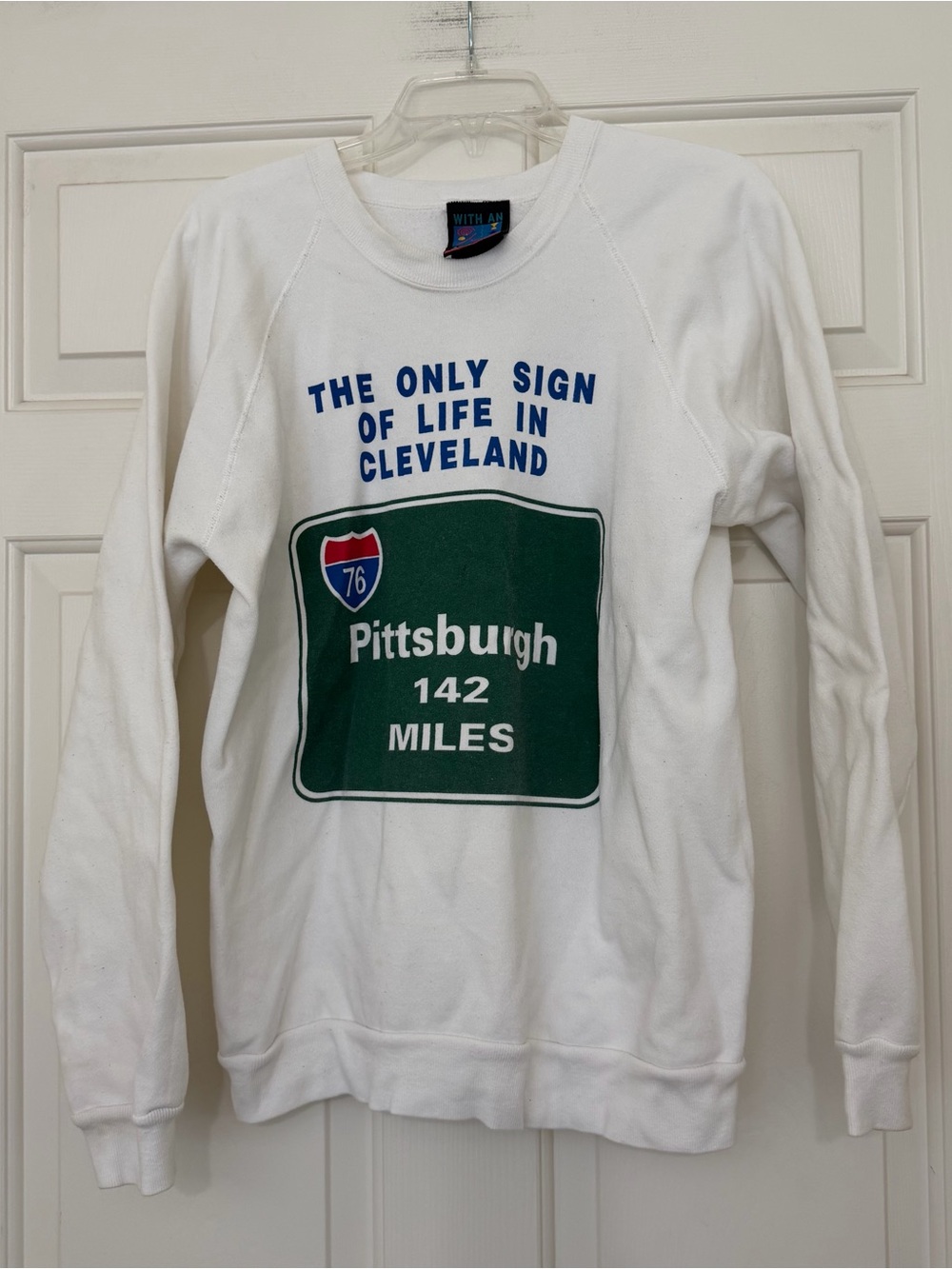 Vintage Pittsburgh Steelers Humor Funny Anti Cleveland Crewneck Sweatshirt XL L